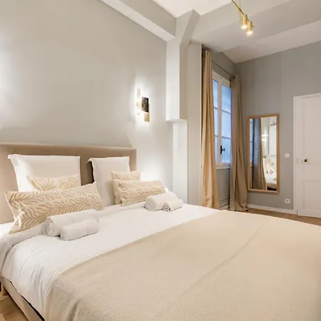 Apartment Exceptional Luxury Near Avenue Foch In 16th