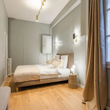 Apartment Exceptional Luxury Near Avenue Foch In 16th Paris